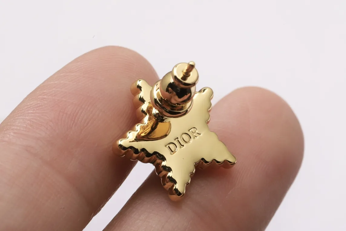Star Resin and Pearl Stud Earrings D12517291 — view 5