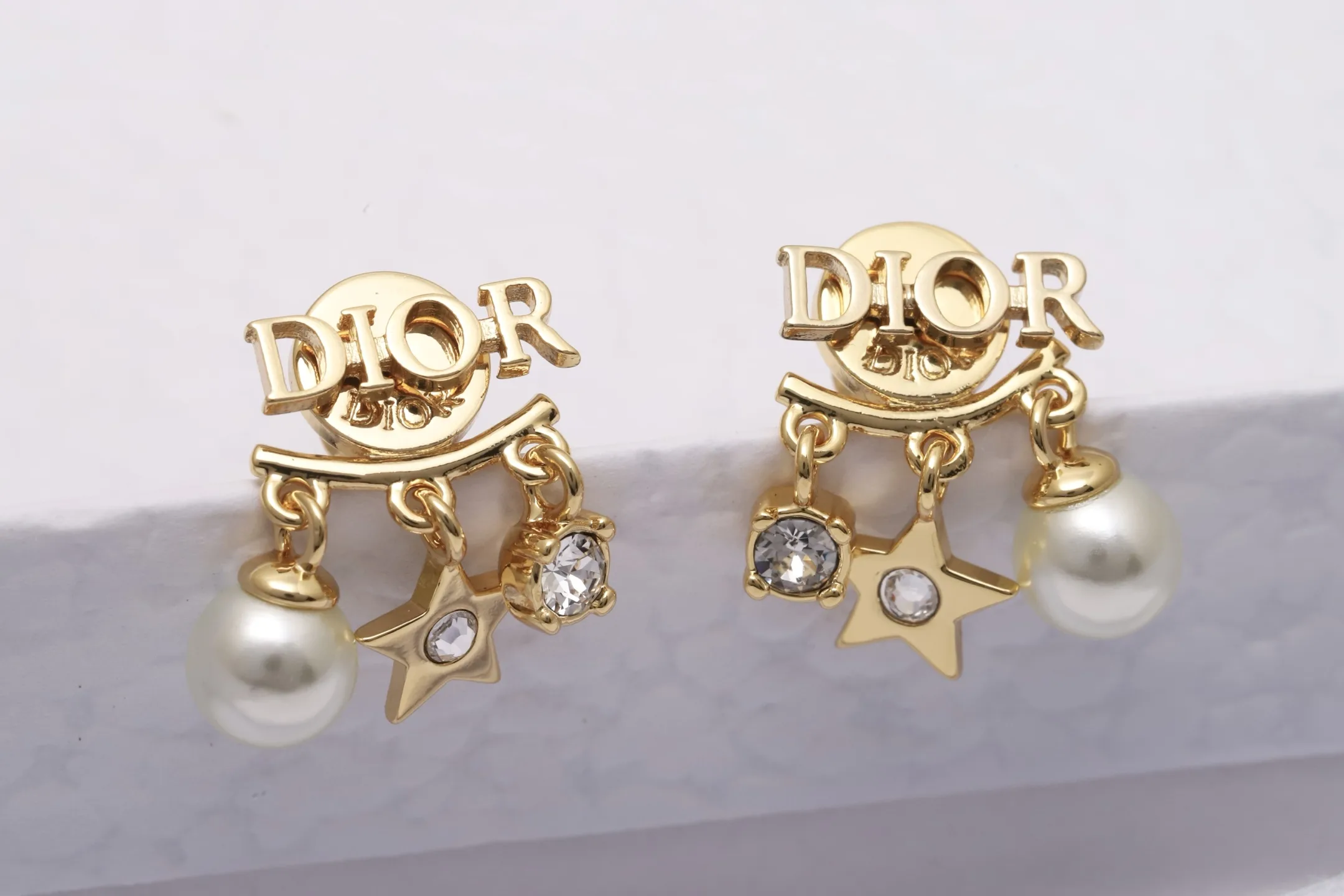 Dior Star and Pearl Drop Earrings D13517677 — view 3