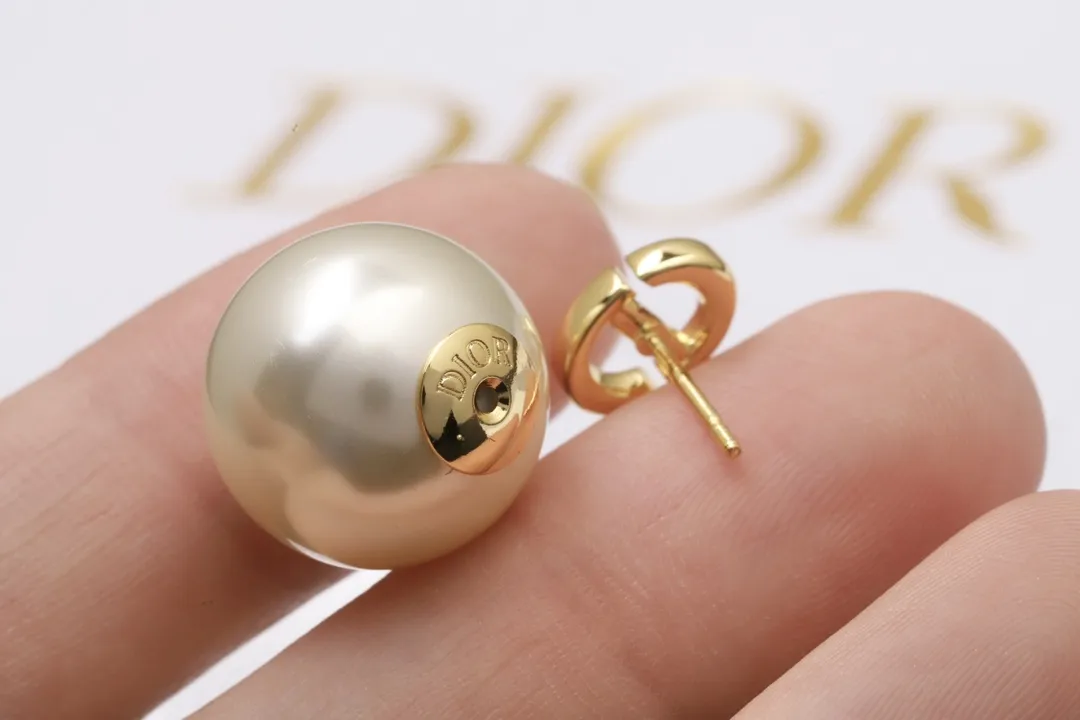 Dior Tribales Heart and CD Logo Earrings D12017595 — view 7