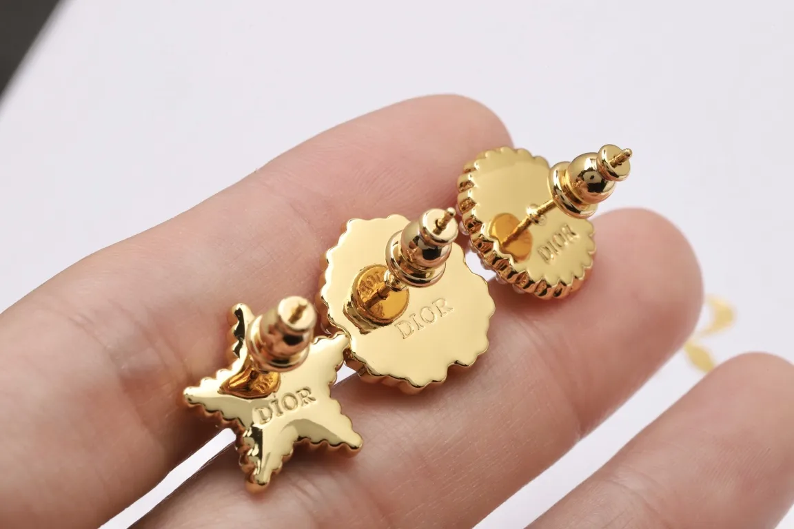 Petit CD Lucky Baroque Stud Earring Set D14517593 — view 5