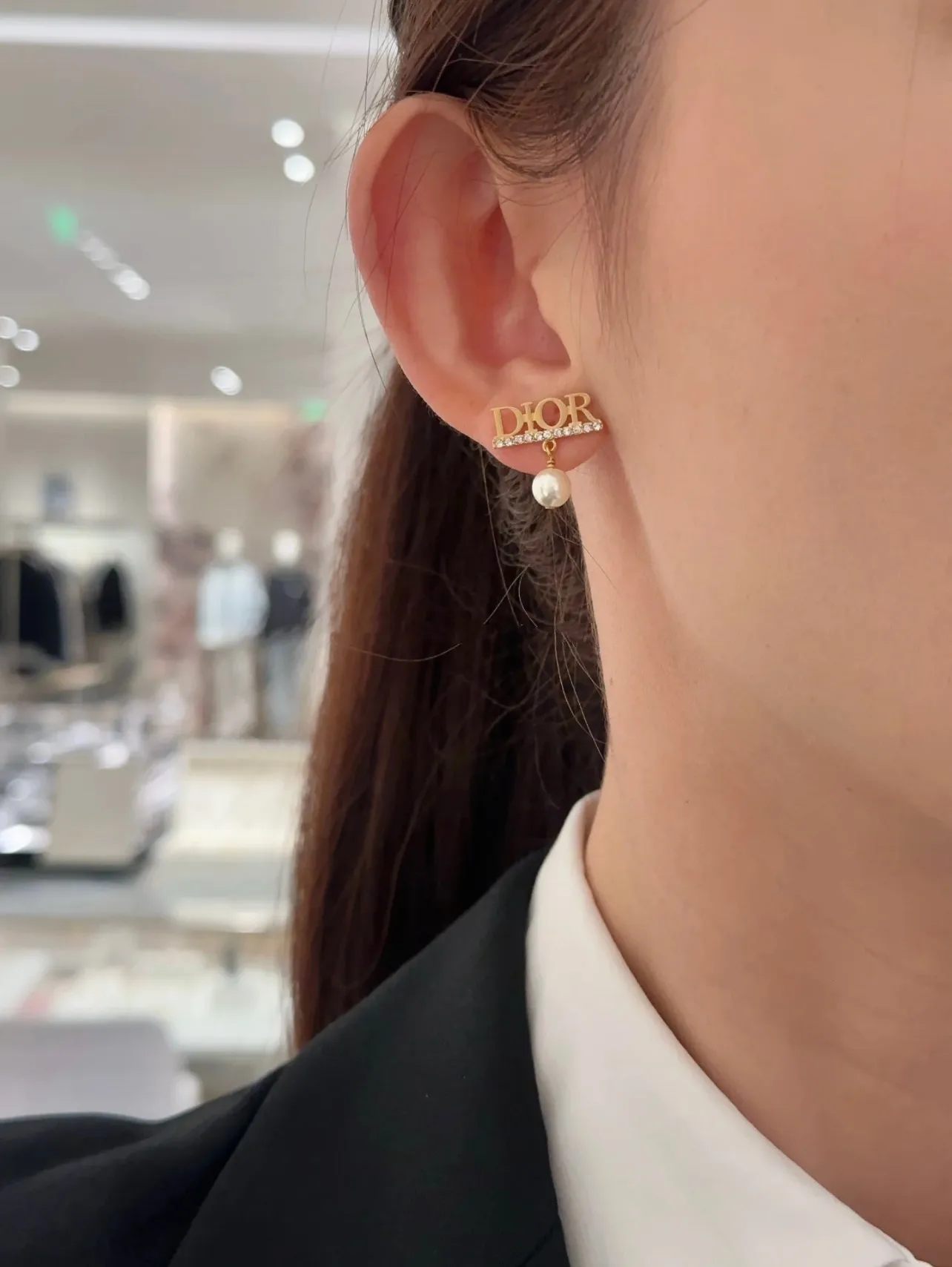 Dior Logo Crystal and Pearl Stud Earrings D11517294 — view 9