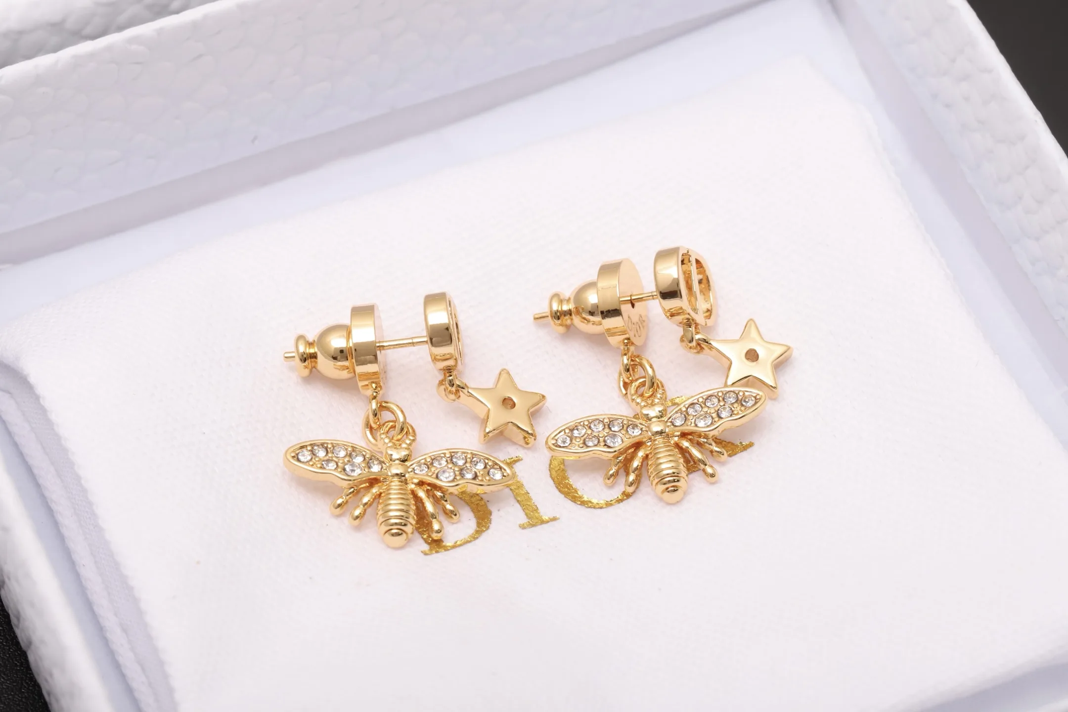 Petit CD Bee and Star Drop Earrings D12017660 — view 3