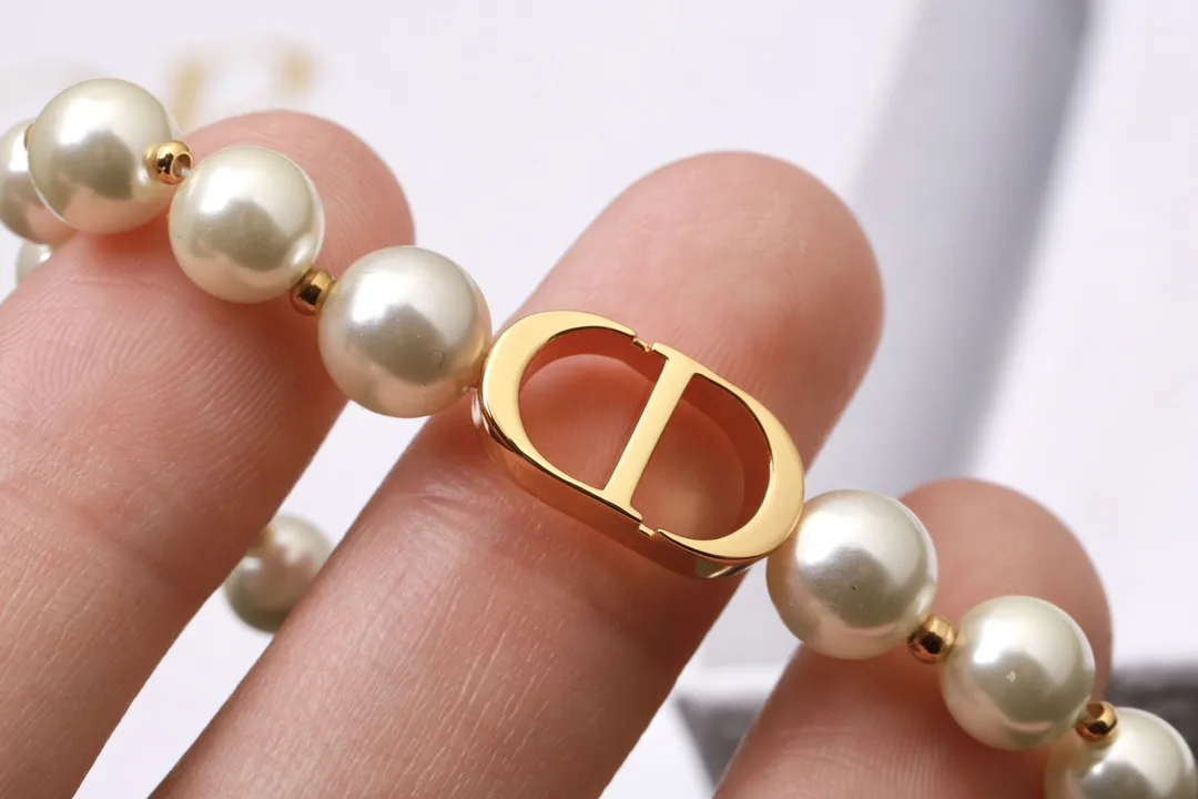 CD Navy Resin Pearl Bracelet D15517258 — view 5