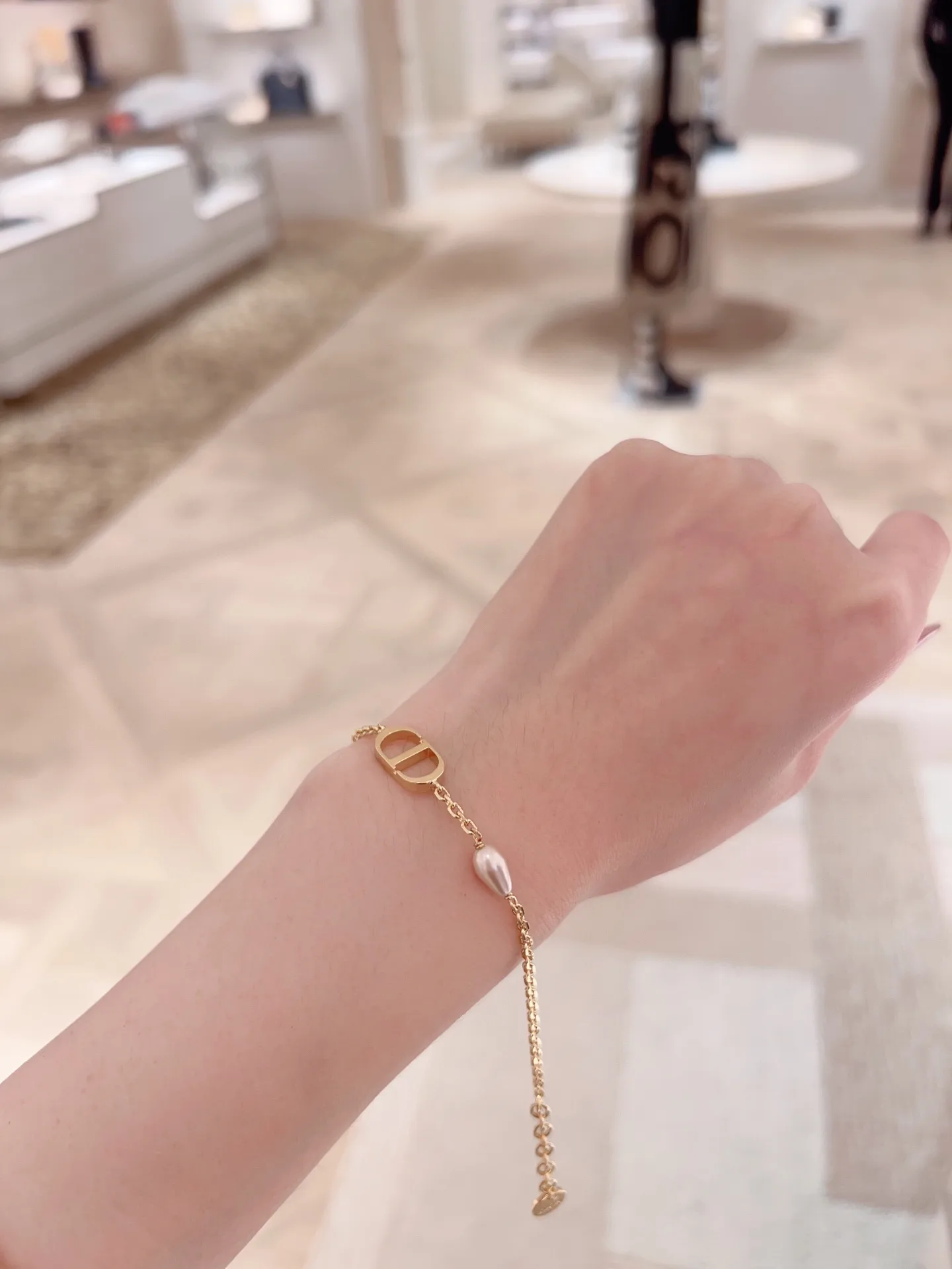 CD Navy Bracelet with Resin Pearl D13517263 — view 9