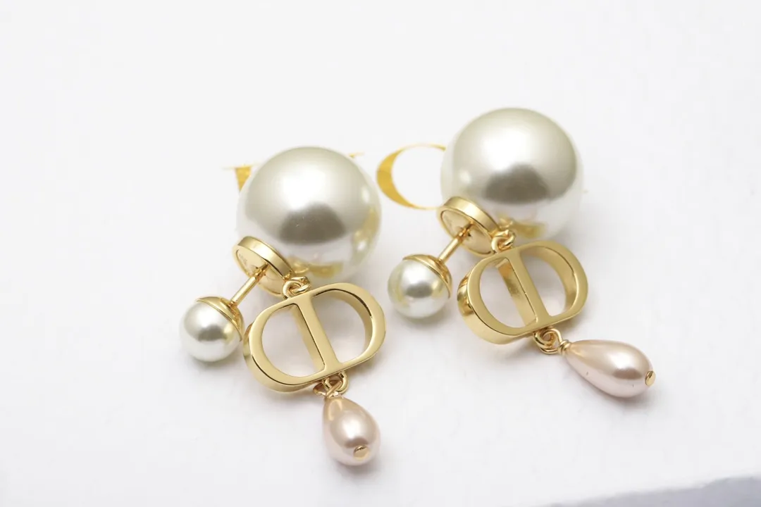 CD Logo Drop Pearl Earrings with Crystals D14517725 — view 2