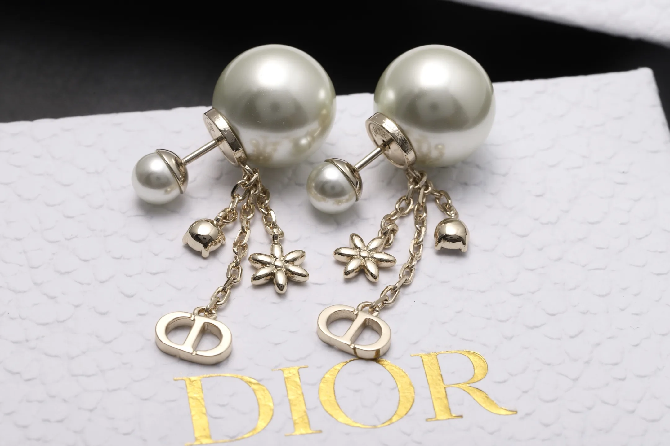 Tribales Tassel Pearl and Crystal Earrings D14017069 — view 5