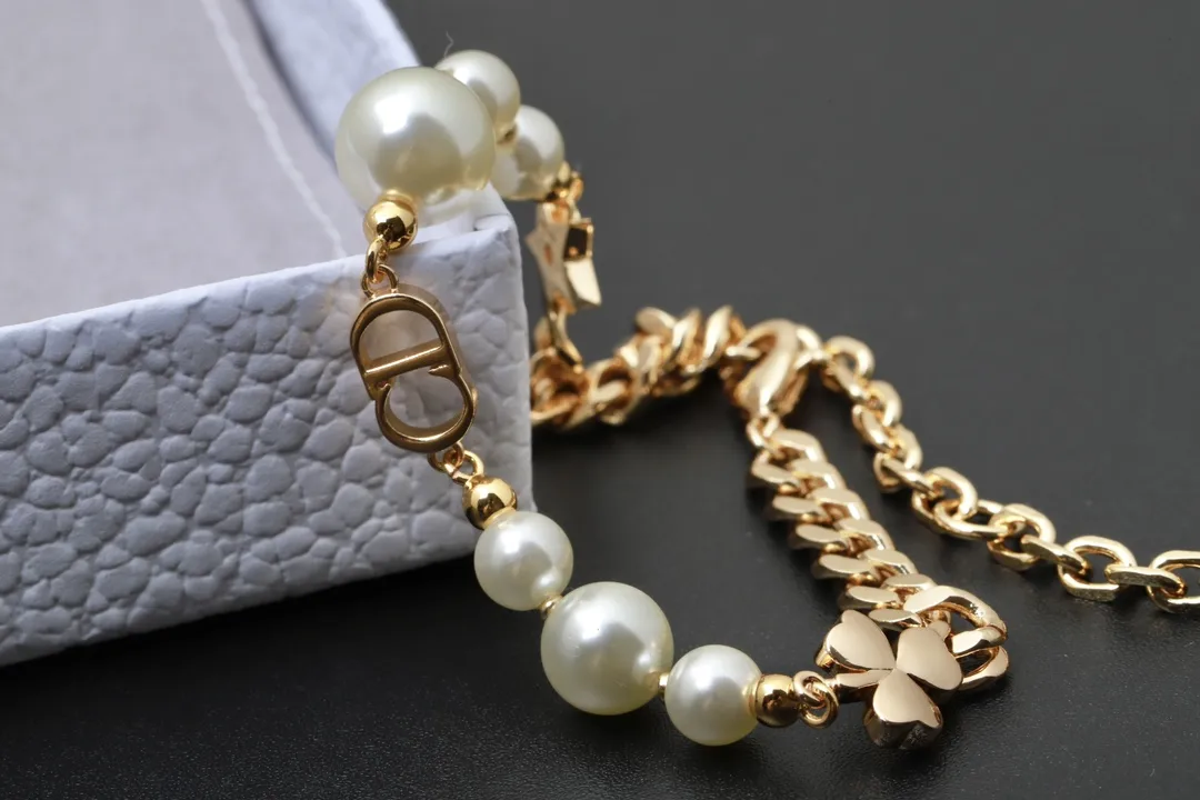 CD Star and Clover Resin Pearl Bracelet D14017257 — view 3