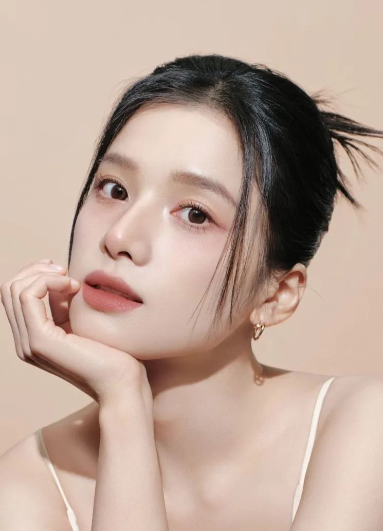 Juste un Clou Small Hoop Earrings D14516879 — view 9