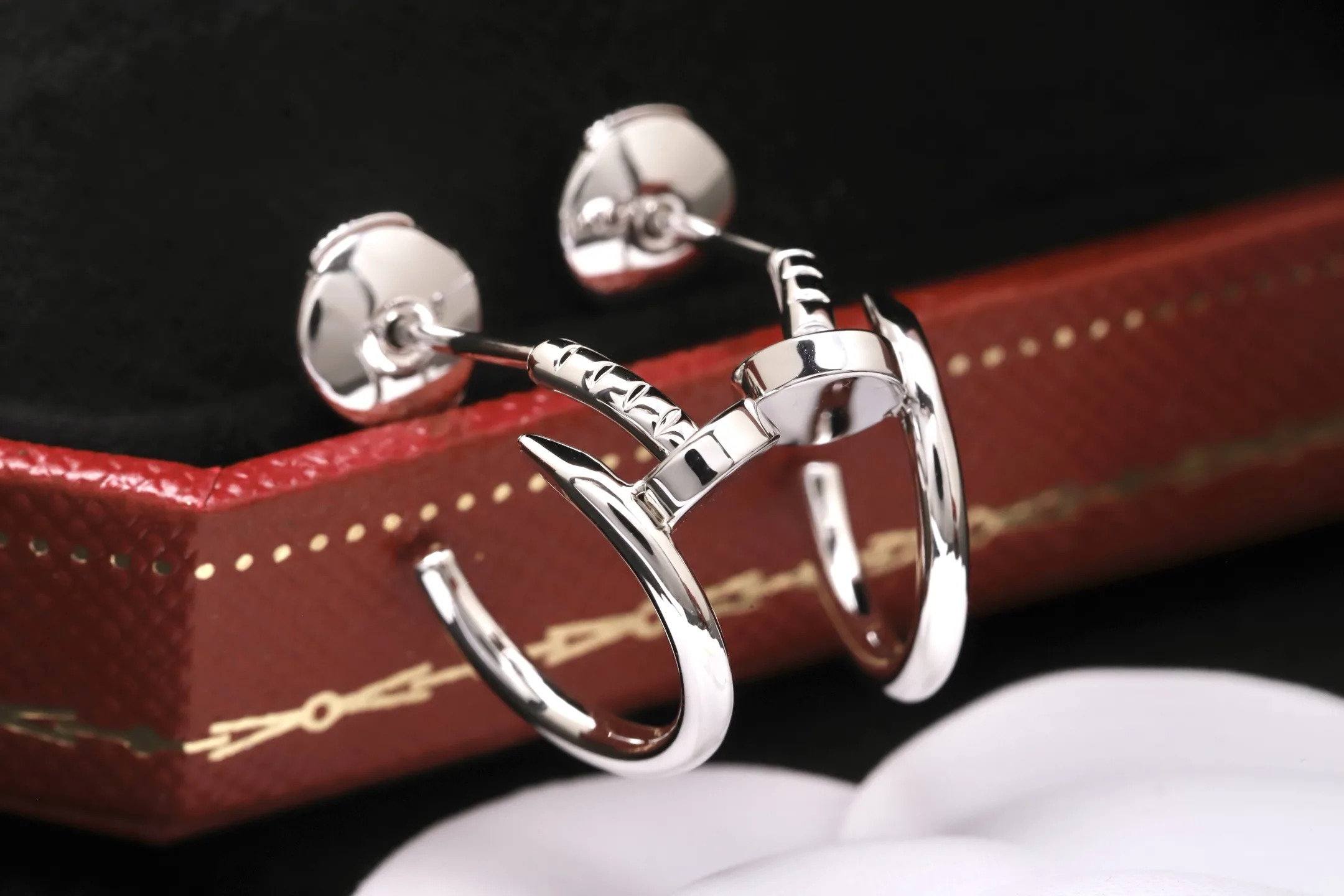 Juste un Clou Small Hoop Earrings D14516880 — view 3