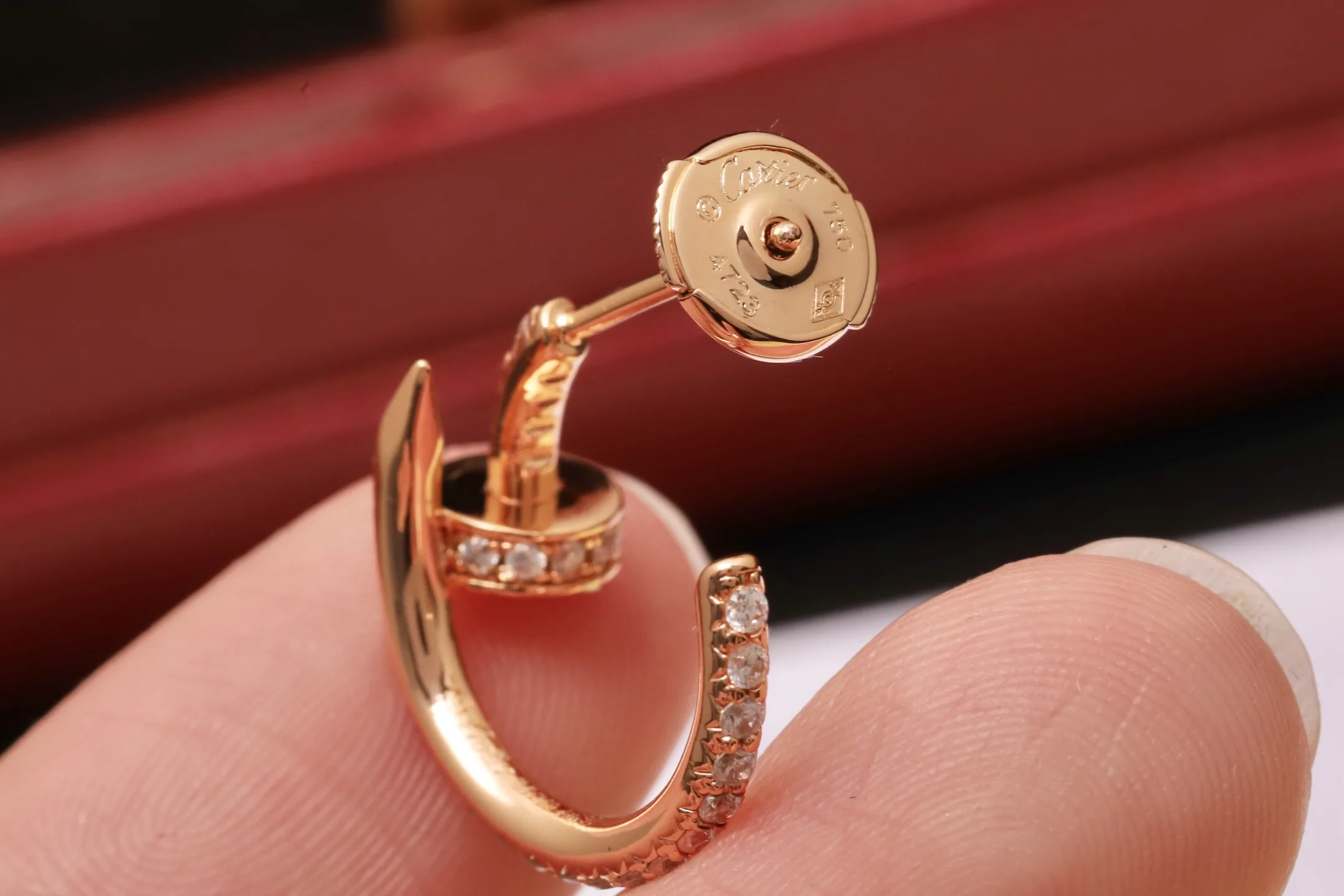 Juste un Clou Pavé Hoop Earrings (Gold-Plated Brass) D15516878 — view 6