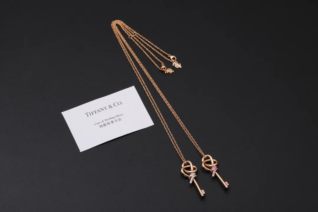 Tiffany Keys Knot Key Pendant Necklace (Sterling Silver) D29517017 — view 4