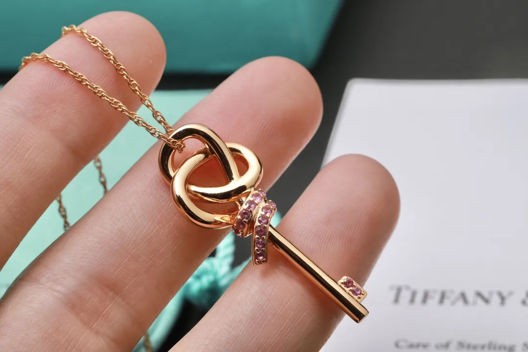 Tiffany Keys Knot Key Pendant Necklace (Sterling Silver) D29517017 — view 5