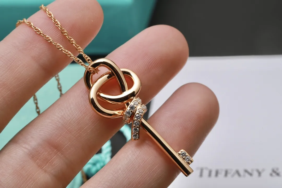 Tiffany Keys Knot Key Pendant Necklace (Sterling Silver) D29517017 — view 6