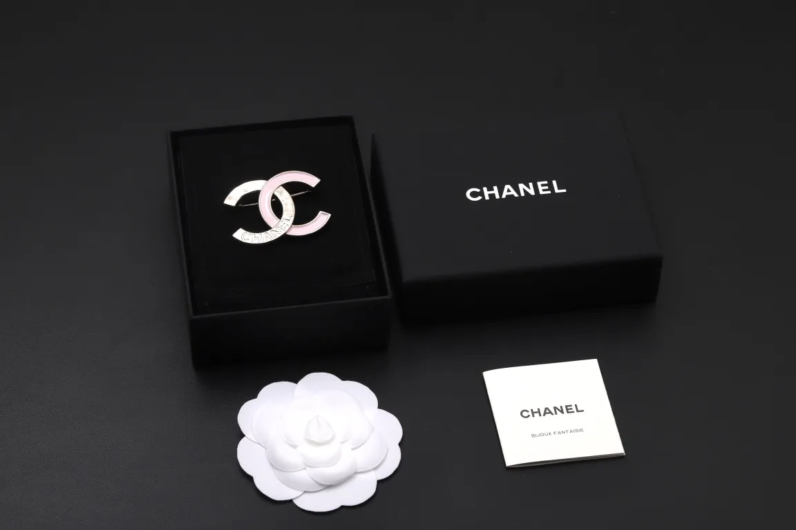 Enamel Double C Logo Brooch D14517236 — view 2