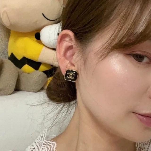 CC Logo Square Resin Stud Earrings D14017425 — view 6