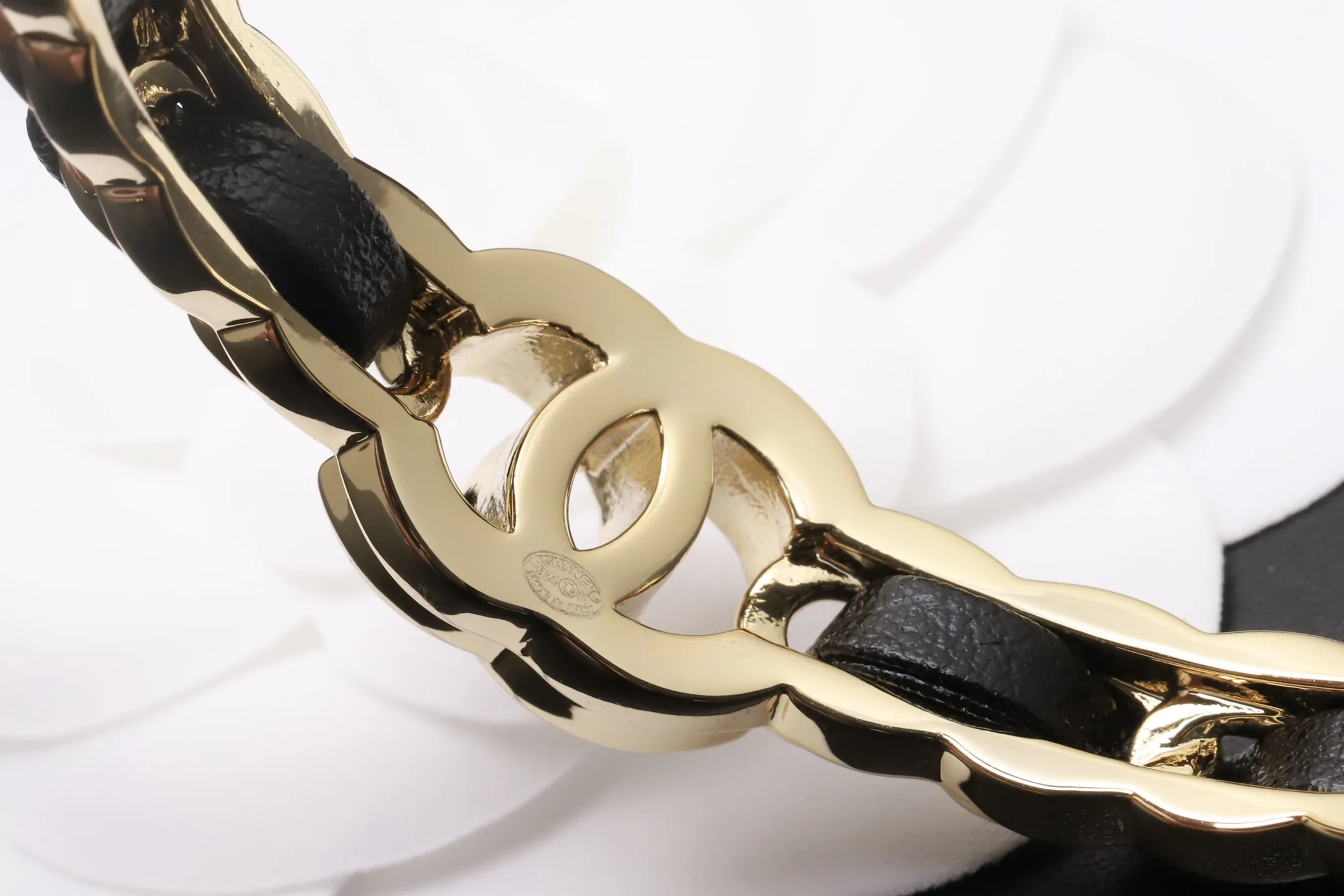 Leather-Intertwined Chain Cuff Bracelet D16017681 — view 6
