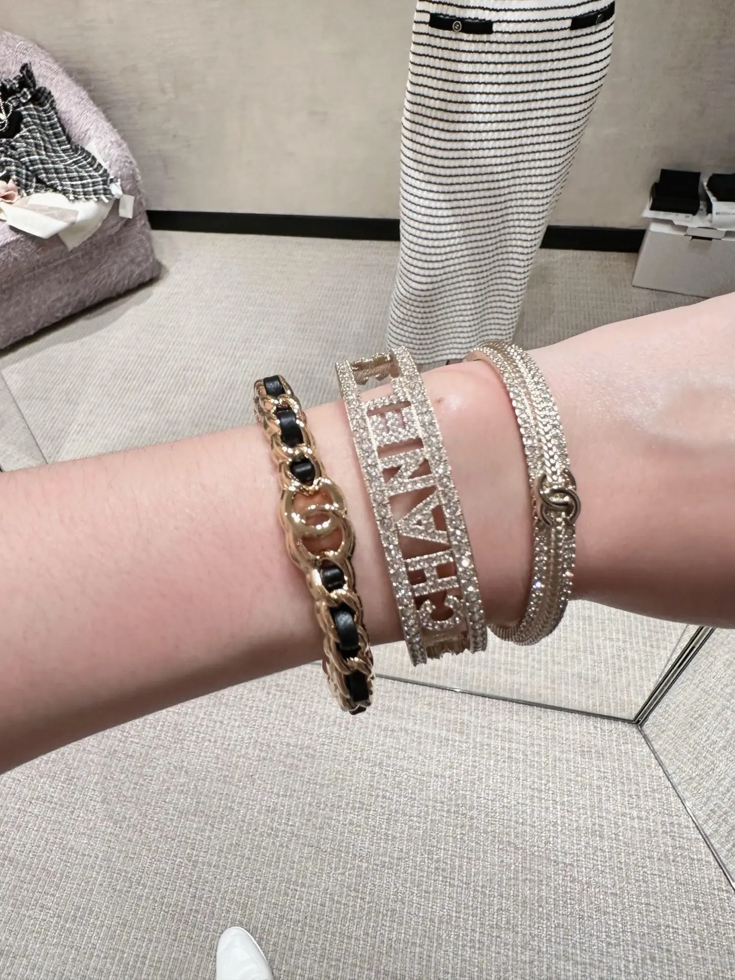 Leather-Intertwined Chain Cuff Bracelet D16017681 — view 7