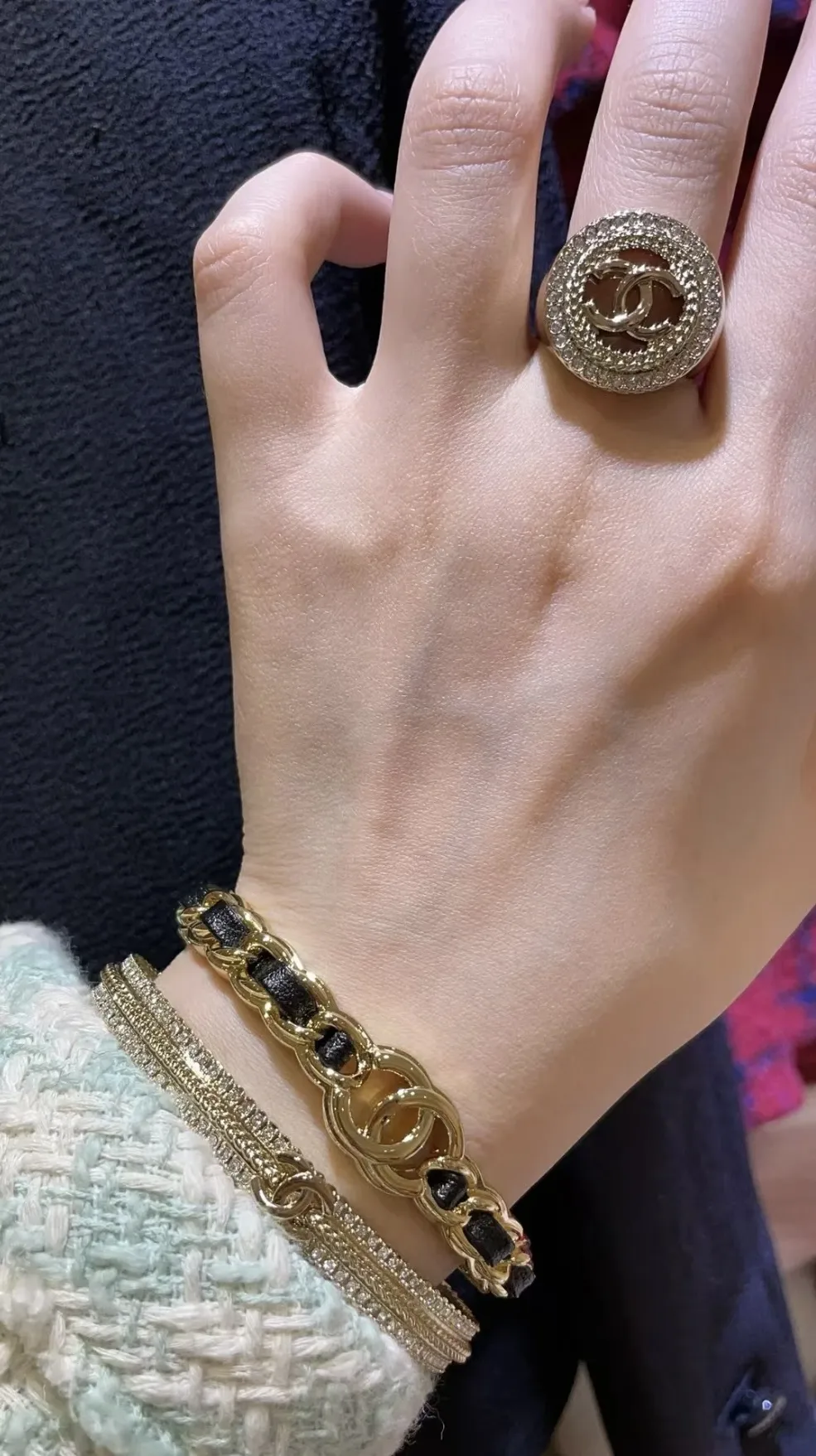 Leather-Intertwined Chain Cuff Bracelet D16017681 — view 9