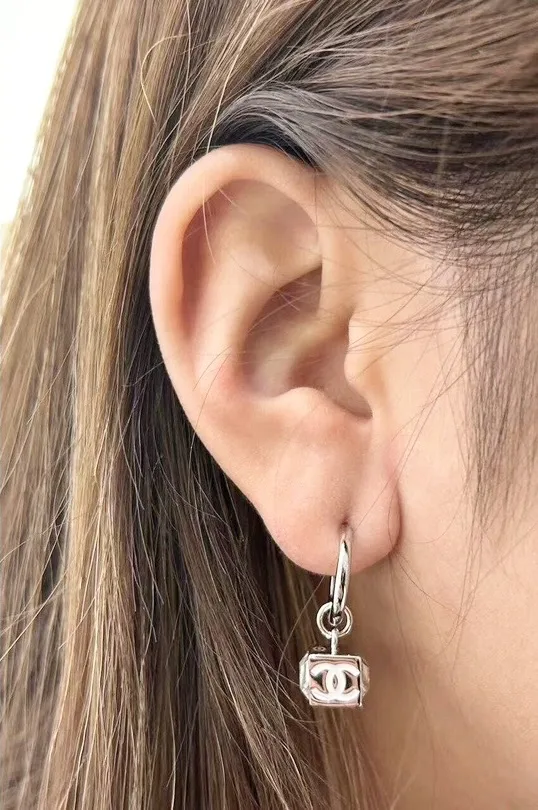 Crystal Cube Hoop Earrings D14517428 — view 9