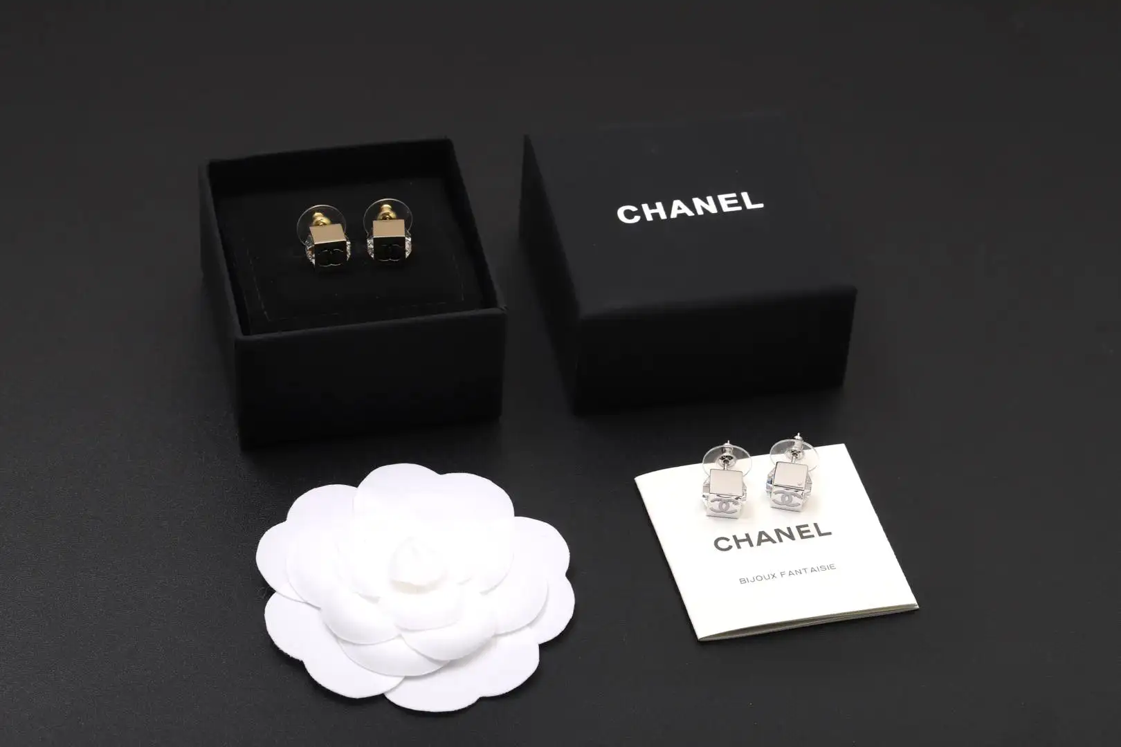Crystal-Embellished Cube Stud Earrings D13517427