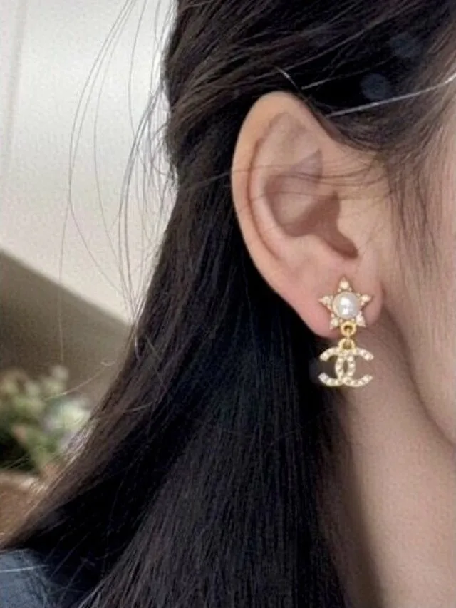 Star and Double C Drop Earrings D14017419 — view 7
