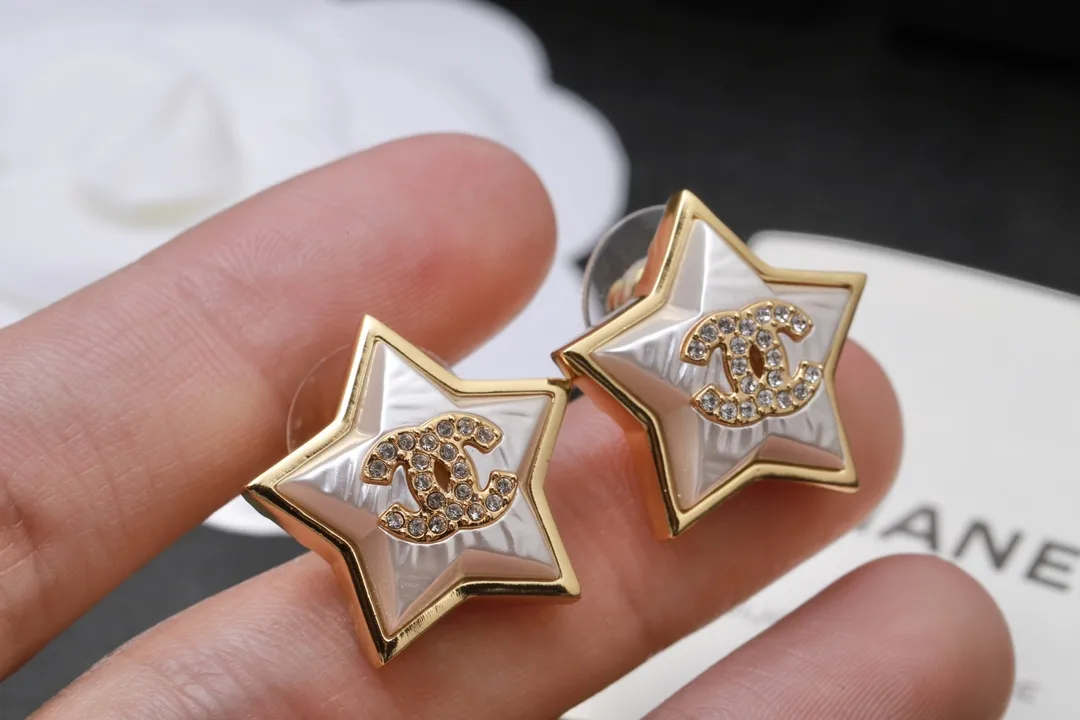 Star Double C Stud Earrings D14017417 — view 5