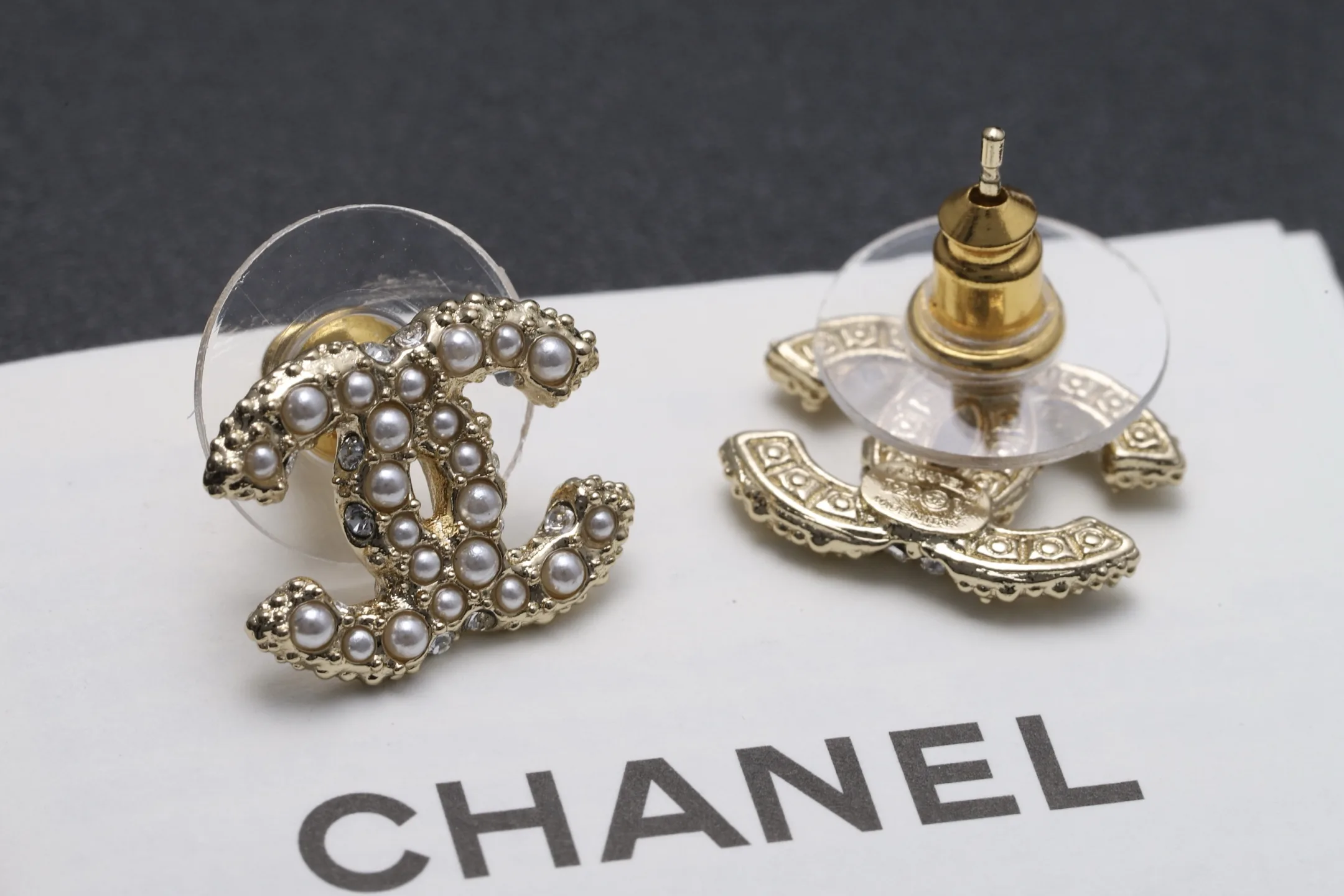 CC Pearl-Embellished Stud Earrings D13517066 — view 5