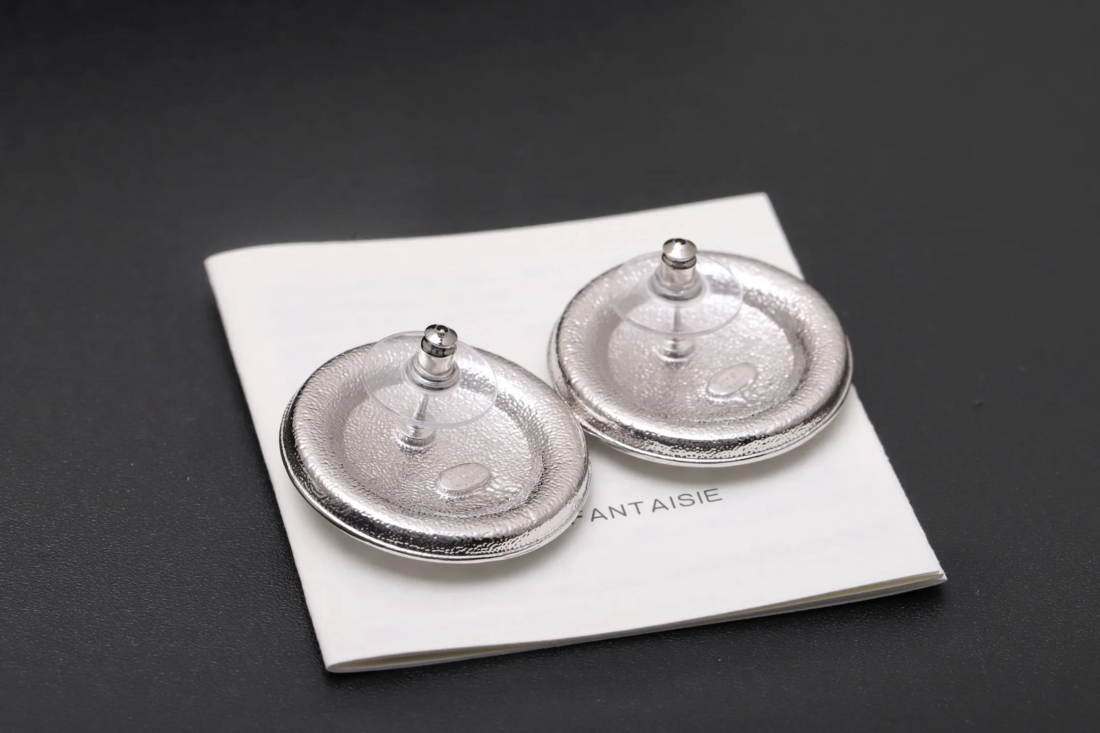 Crystal-Embellished Enamel Round Stud Earrings D15017434 — view 5