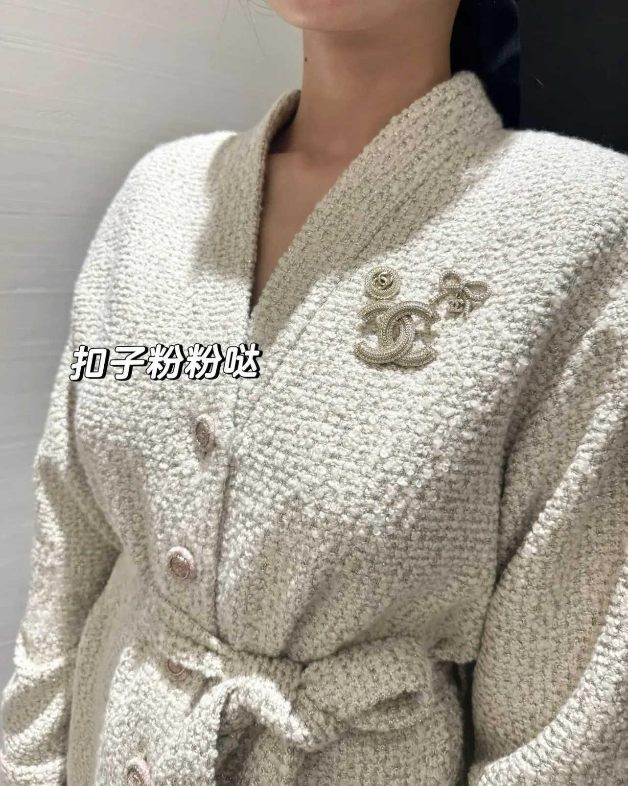 Crystal-Embellished Bow and CC Logo Brooch Set D15017237 — view 9