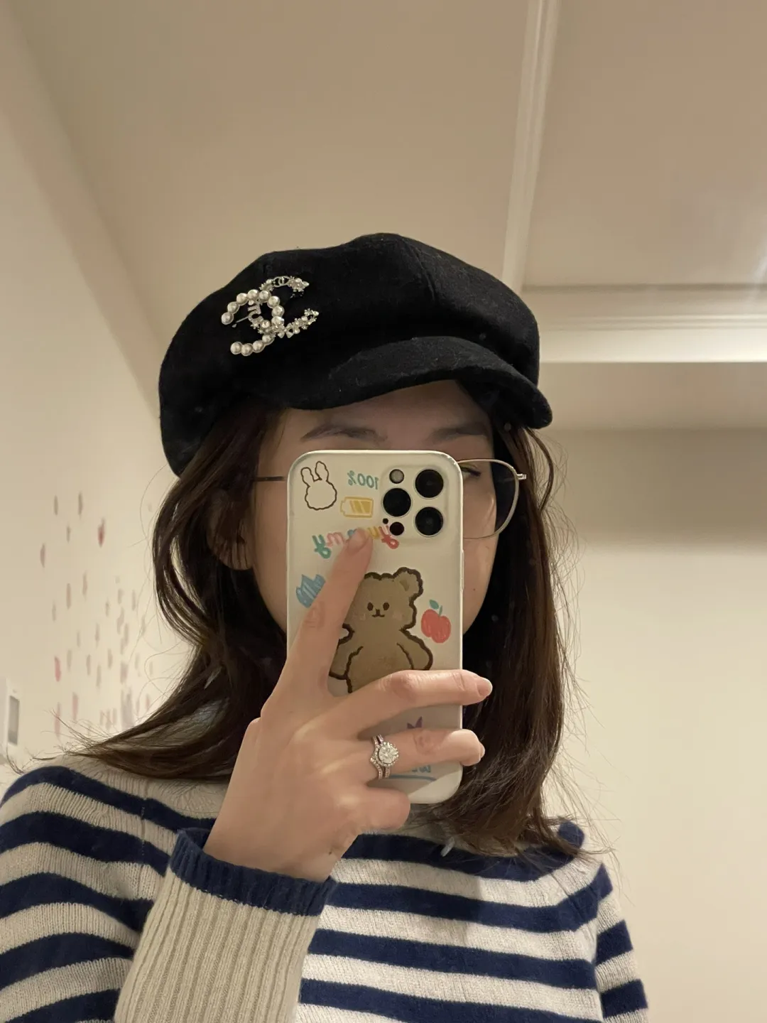 Double C Pearl and Crystal Brooch D18017107 — view 8