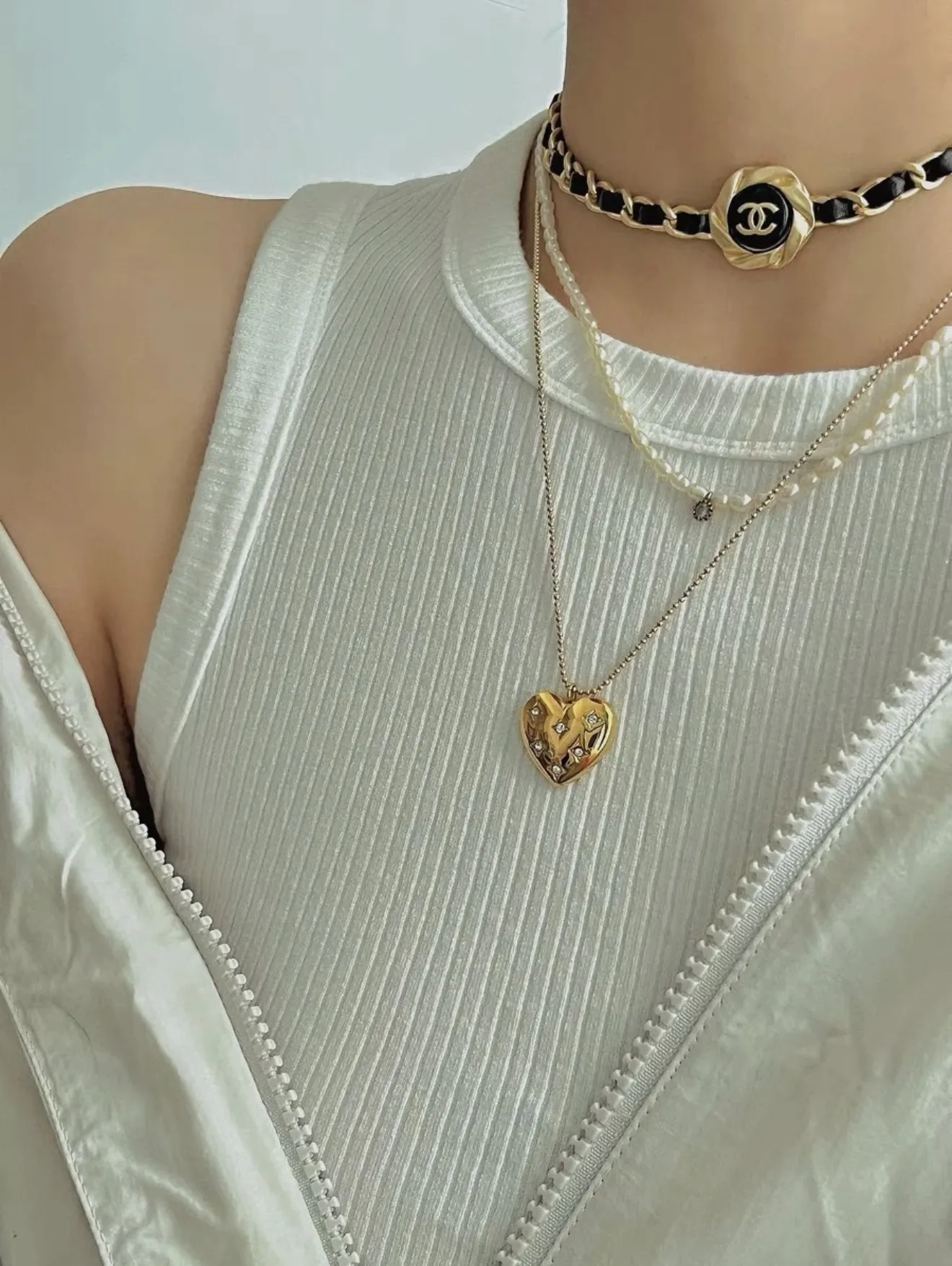 Vintage CC Logo Interwoven Chain Choker D14517296 — view 8