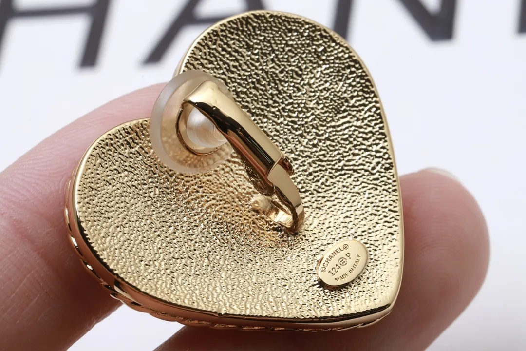 Heart-Shaped Denim Enamel Clip-On Earrings D17017421 — view 6