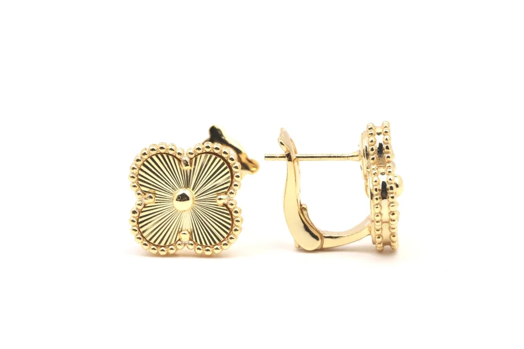 Guilloché Four-Leaf Clover Hoop Earrings (Sterling Silver) D21016935