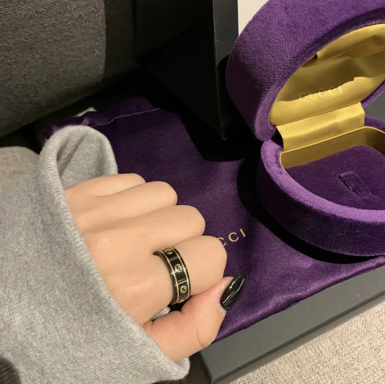 Icon Double G Ceramic and Gold-Tone Ring D12017626 — view 8
