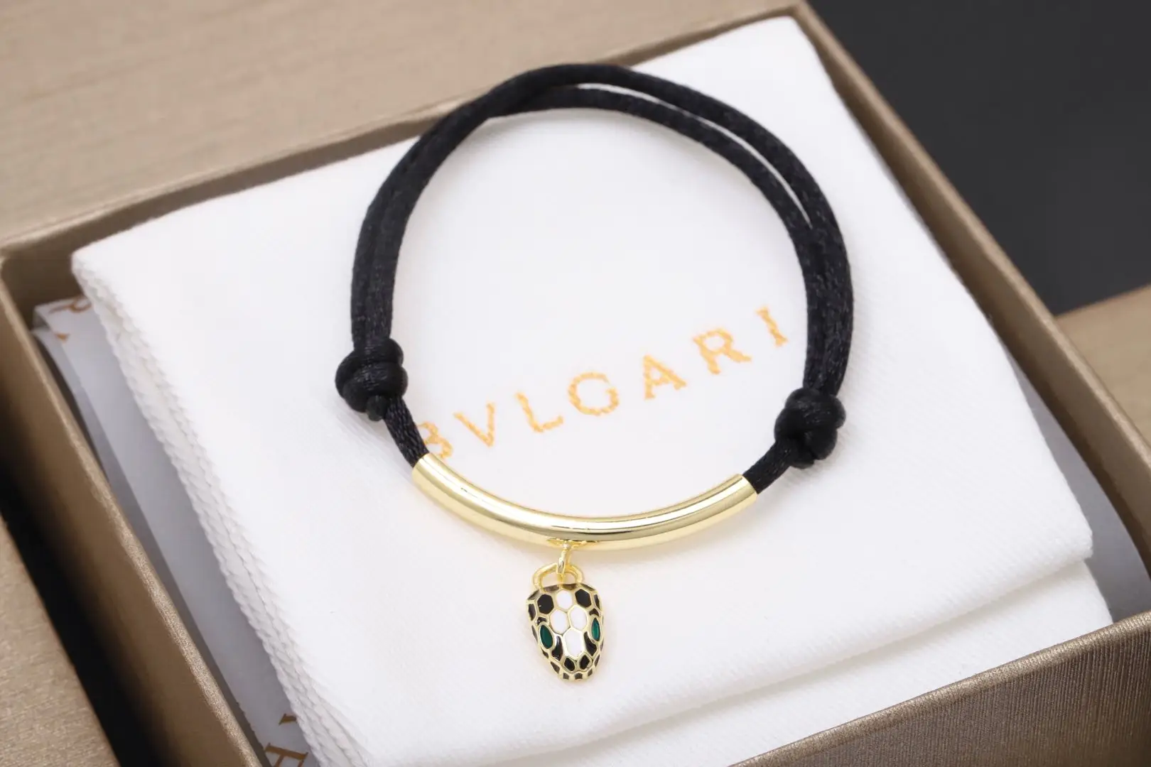 Serpenti Forever Cord Bracelet D10517696 — view 5