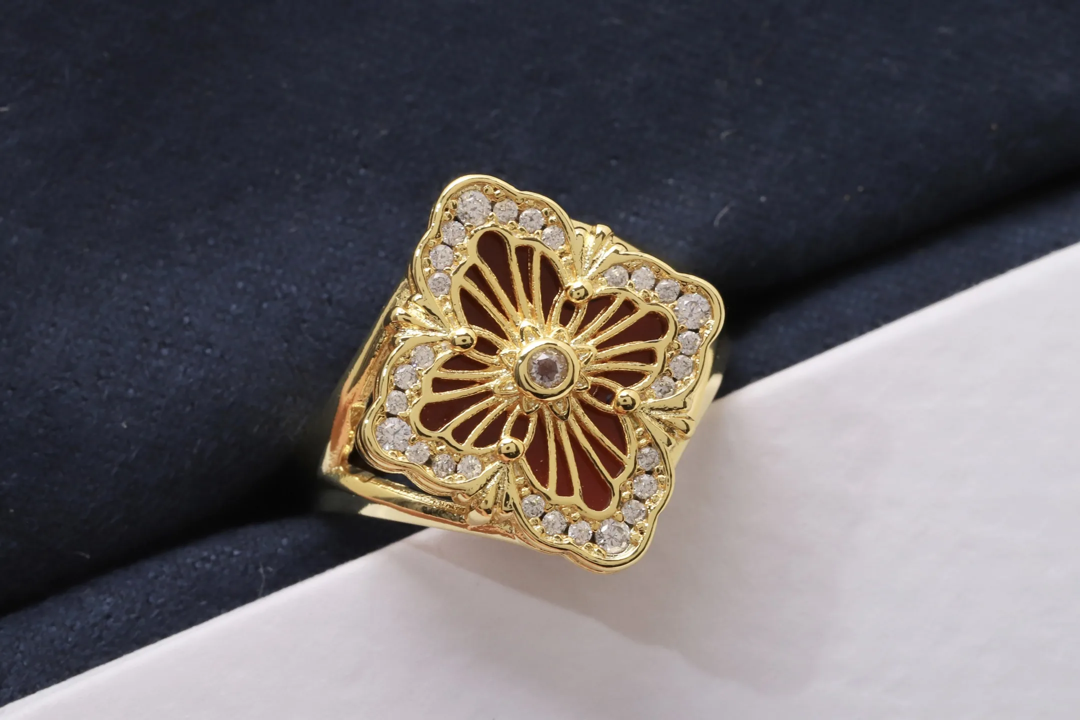 Opera Tulle Carnelian Ring (Gold-Plated Brass) D12017520 — view 4