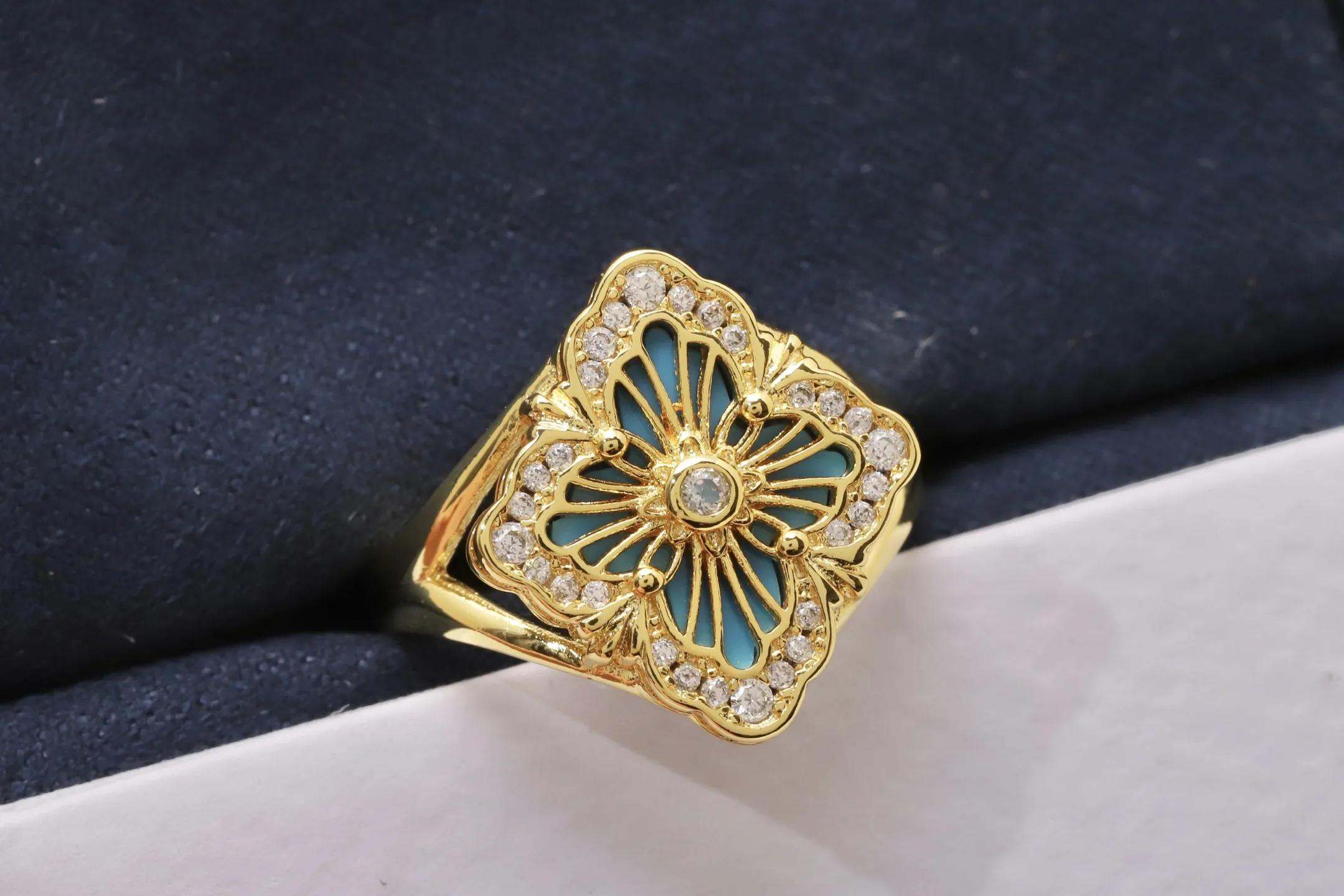 Opera Tulle Flower Ring (Gold-Plated Brass) D12017518 — view 5