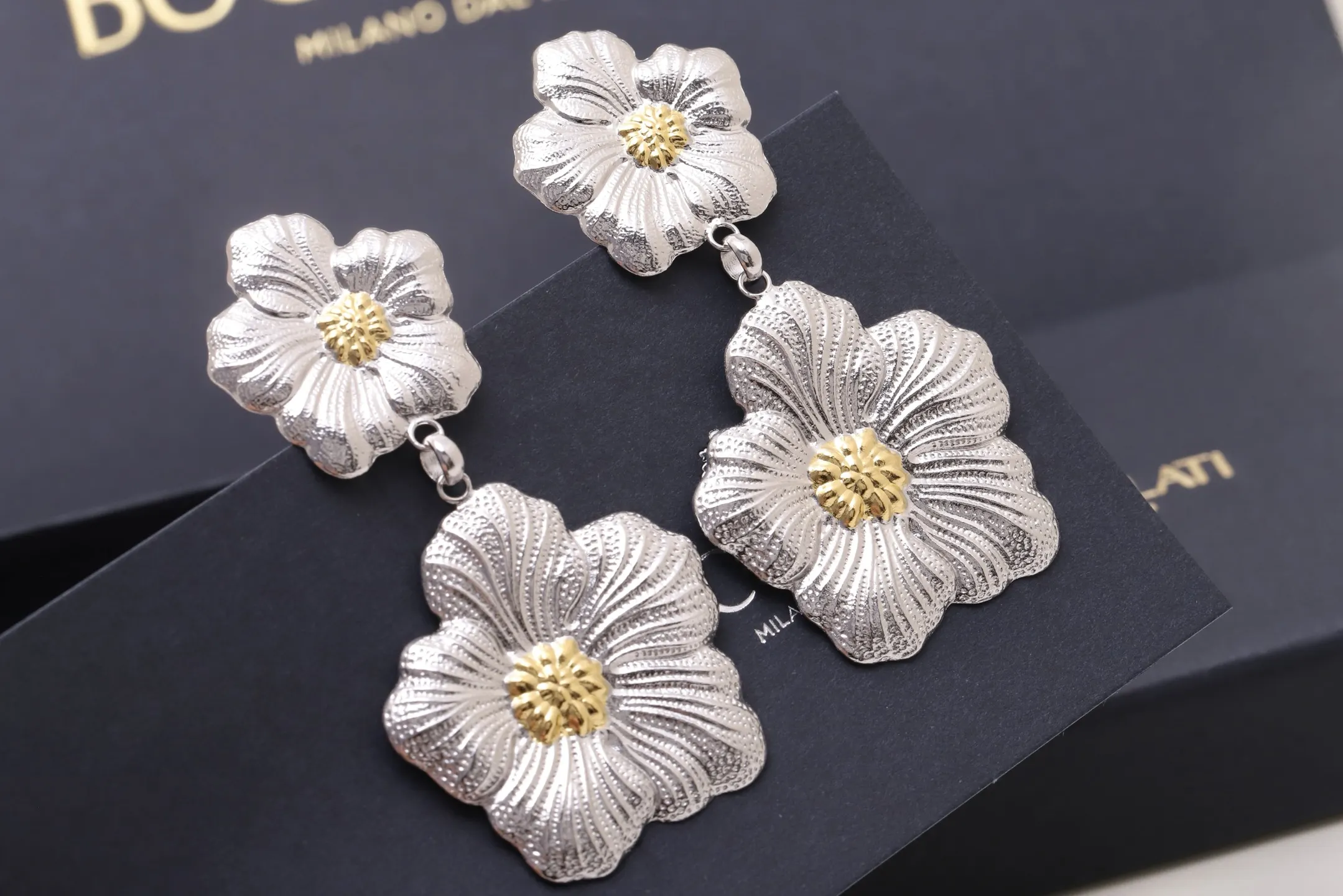Gardenia Sterling Silver Drop Earrings D131516824 — view 4