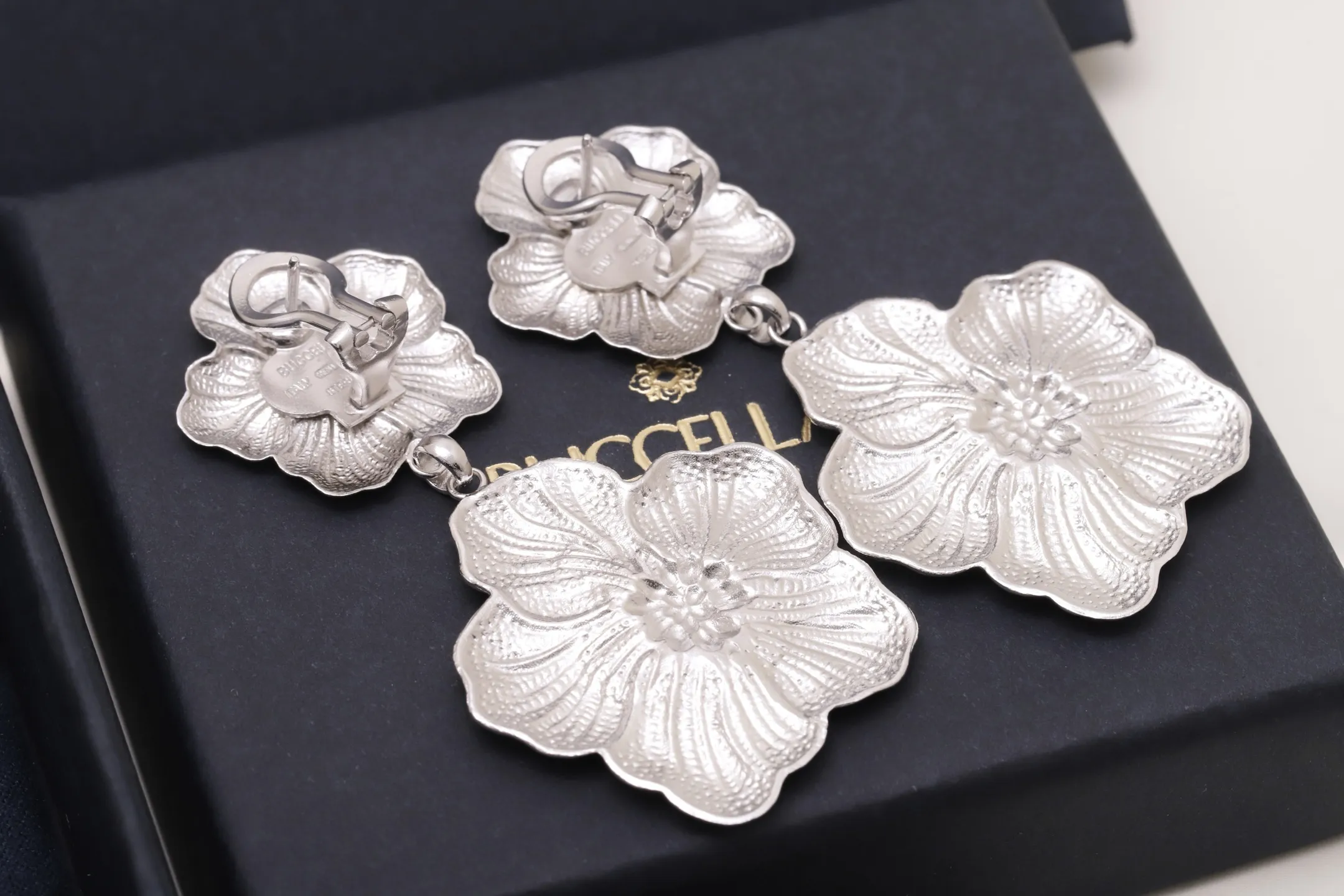 Gardenia Sterling Silver Drop Earrings D131516824 — view 6