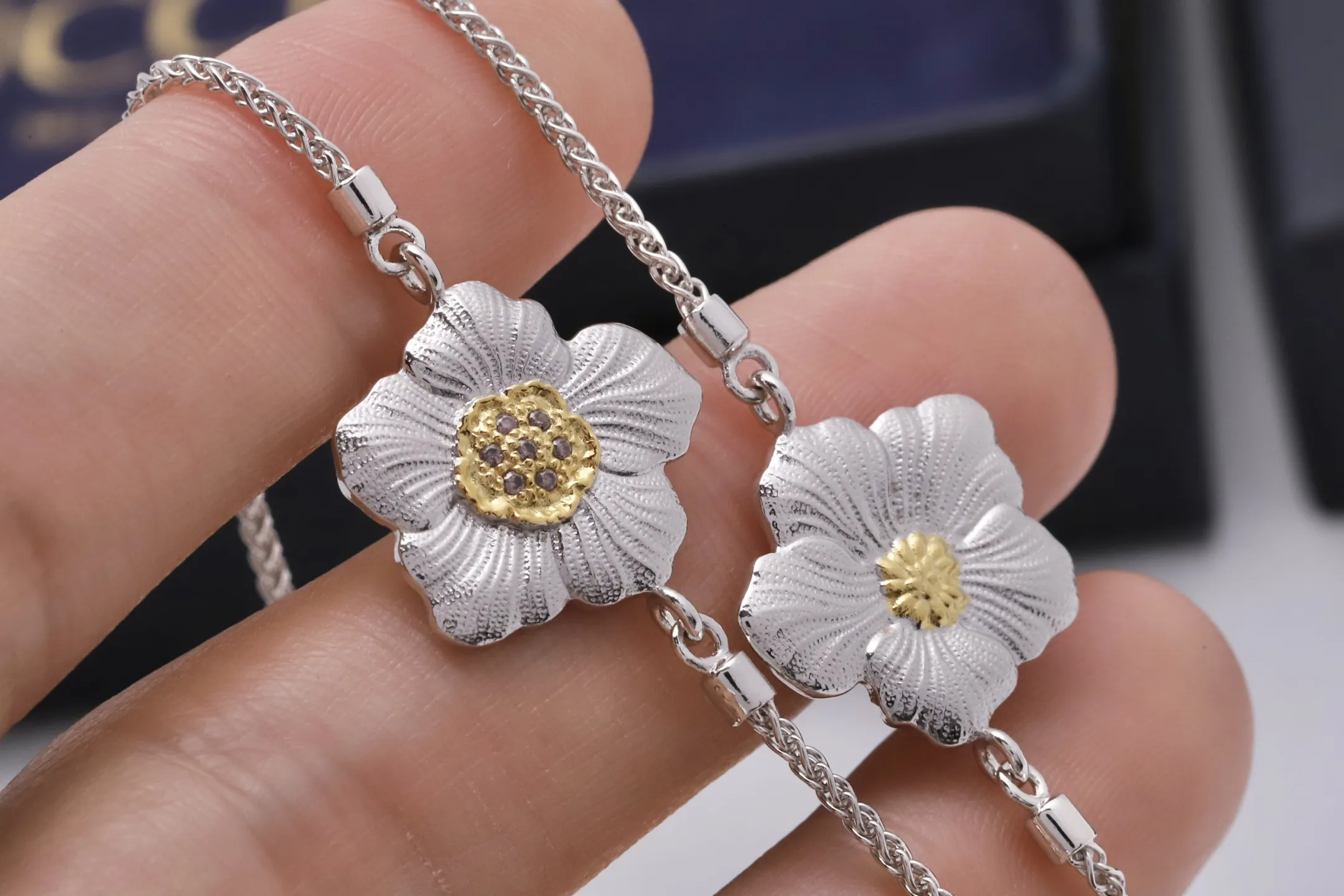Buccellati Blossoms Daisy Long Necklace (Sterling Silver) D215016729 — view 4