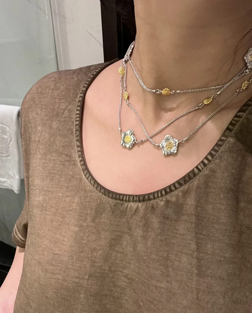 Buccellati Blossoms Daisy Long Necklace (Sterling Silver) D215016729 — view 8