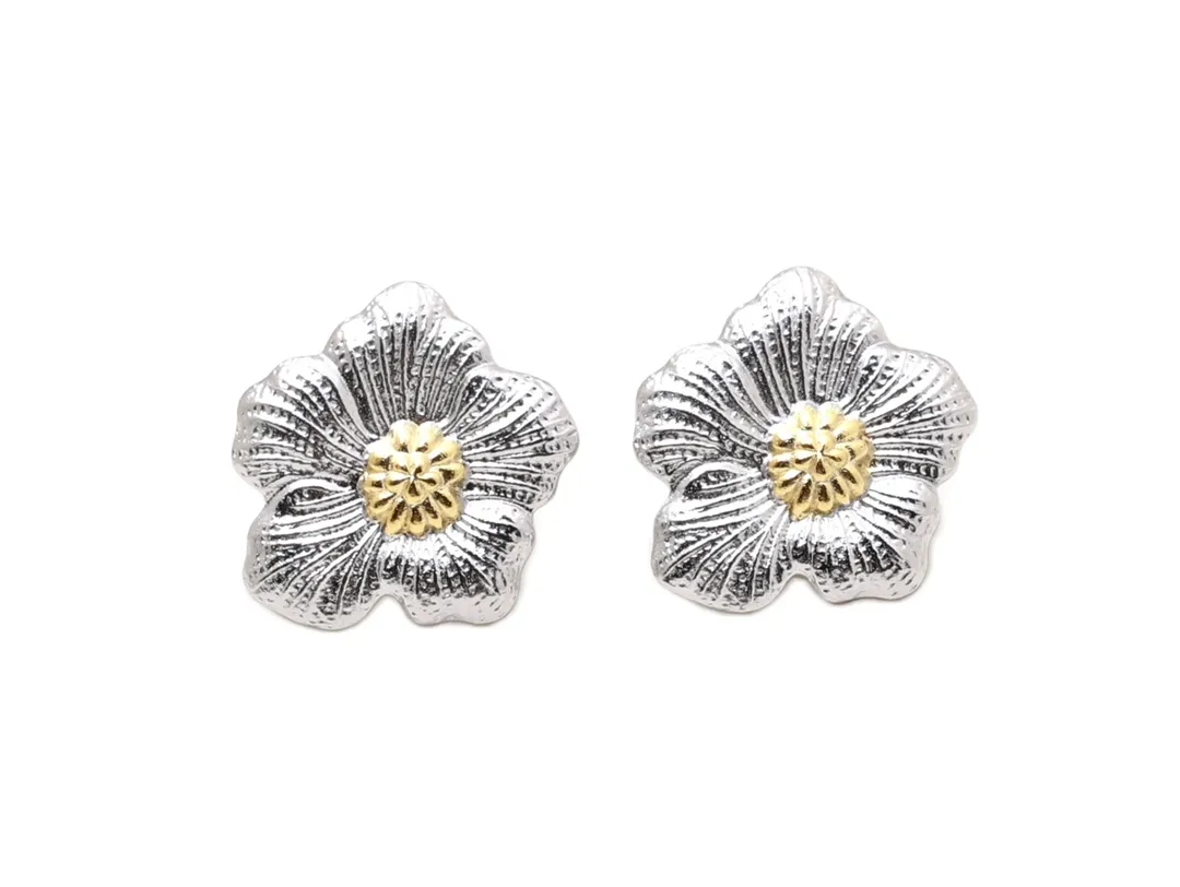 Blossoms Gardenia Stud Earrings (Sterling Silver) D34016836