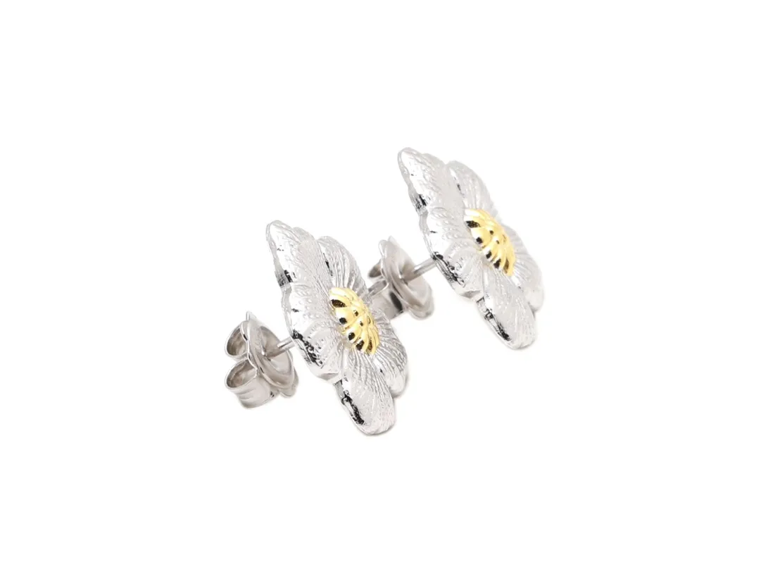 Blossoms Gardenia Stud Earrings (Sterling Silver) D34016836 — view 2