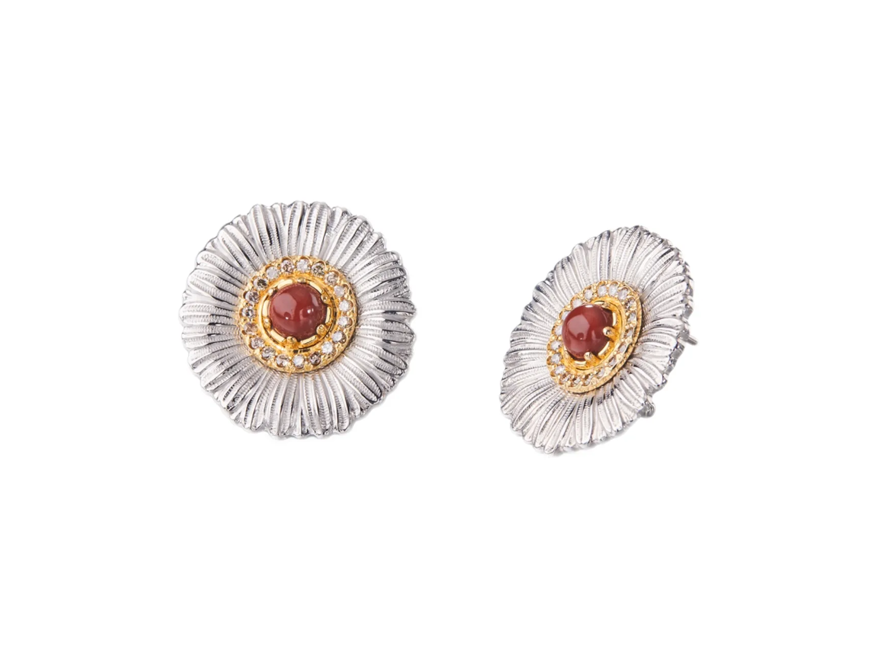 Buccellati Daisy Carnelian Stud Earrings (Sterling Silver) D74516846