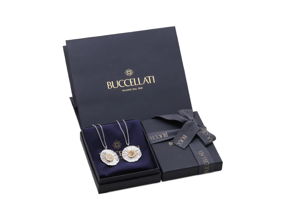 Buccellati Daisy Pendant Necklace (Sterling Silver) D93016822 — view 2