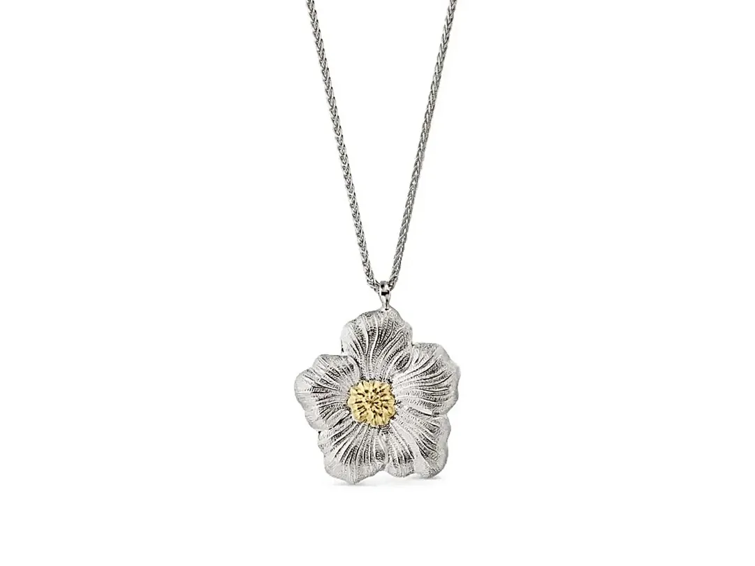 Buccellati Blossoms Gardenia Pendant Necklace (Sterling Silver) D73016820