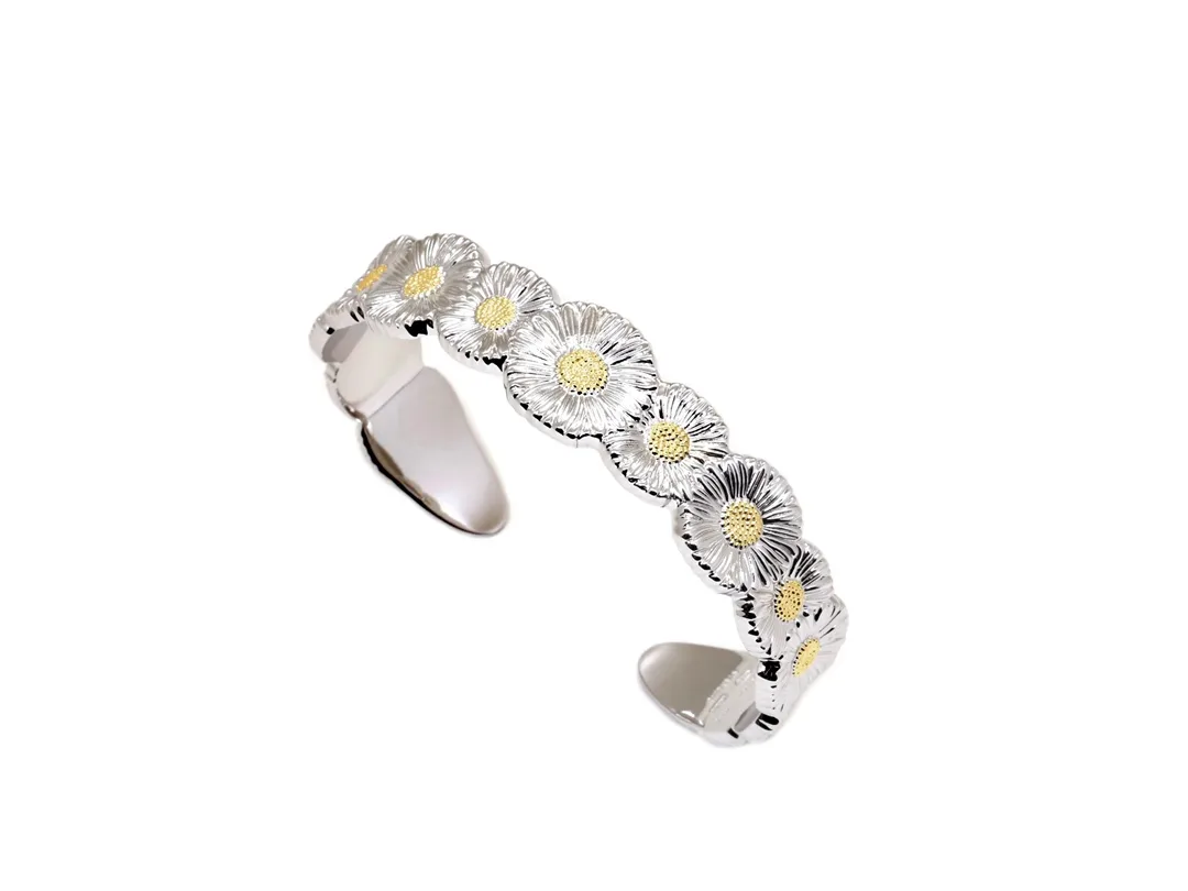 Buccellati Daisy Cuff Bangle (Sterling Silver) D200016722 — view 3