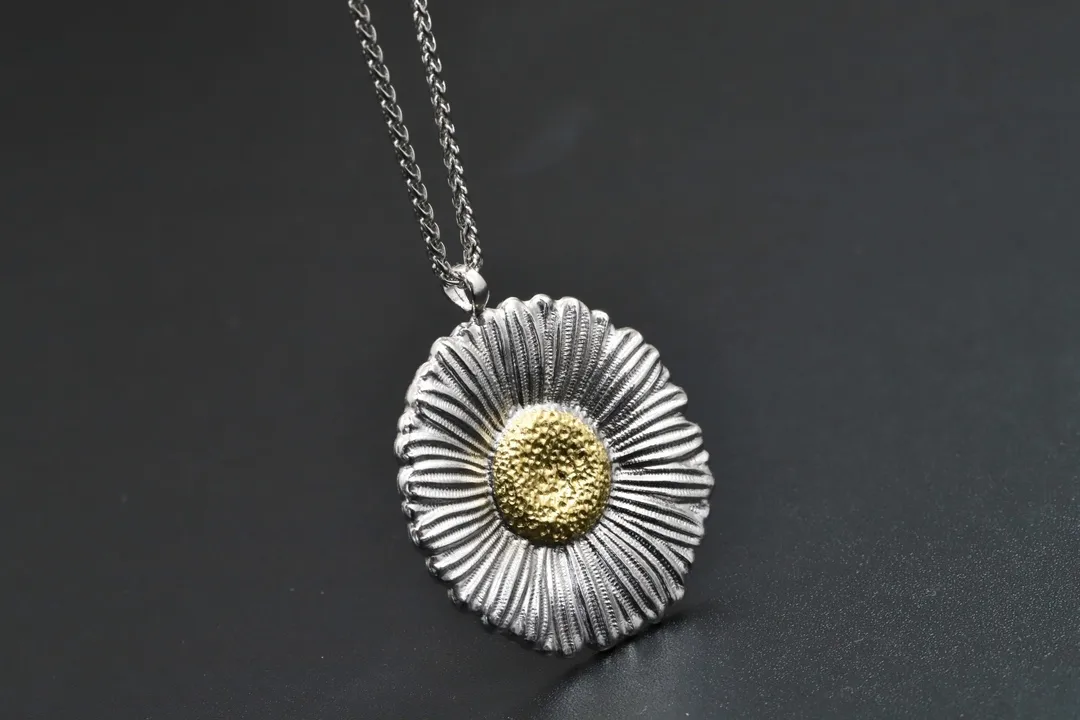 Buccellati Daisy Pendant Necklace (Sterling Silver) D73016821 — view 7