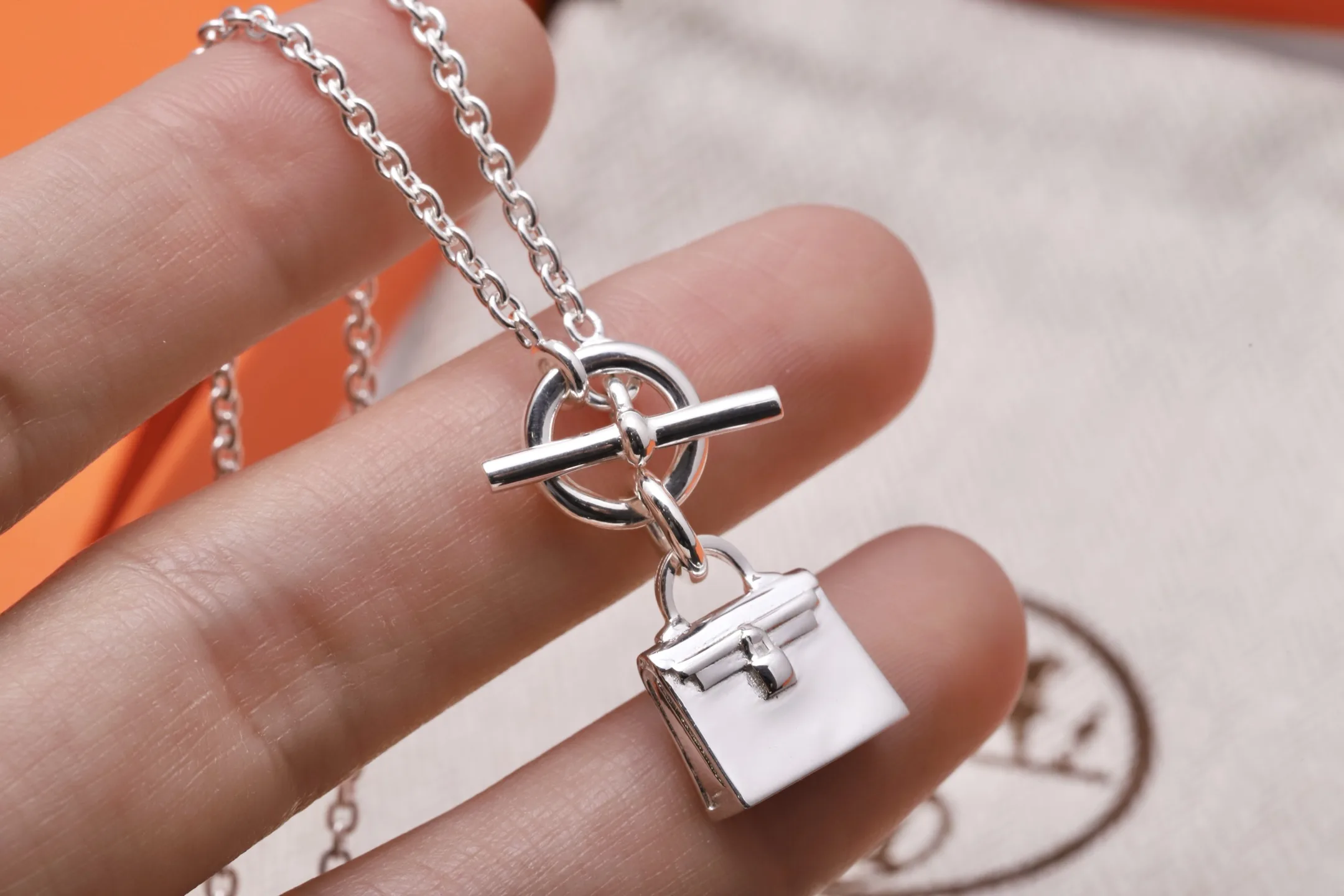 Kelly Amulette Pendant Necklace (Sterling Silver) D55516795 — view 4