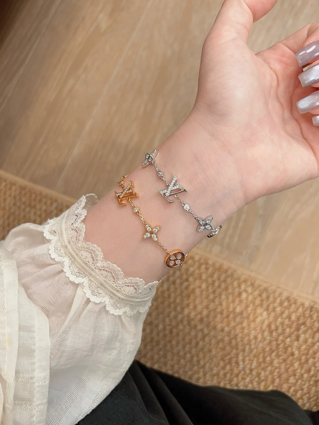 Idylle Blossom Monogram Flower Bracelet D29517378 — view 8